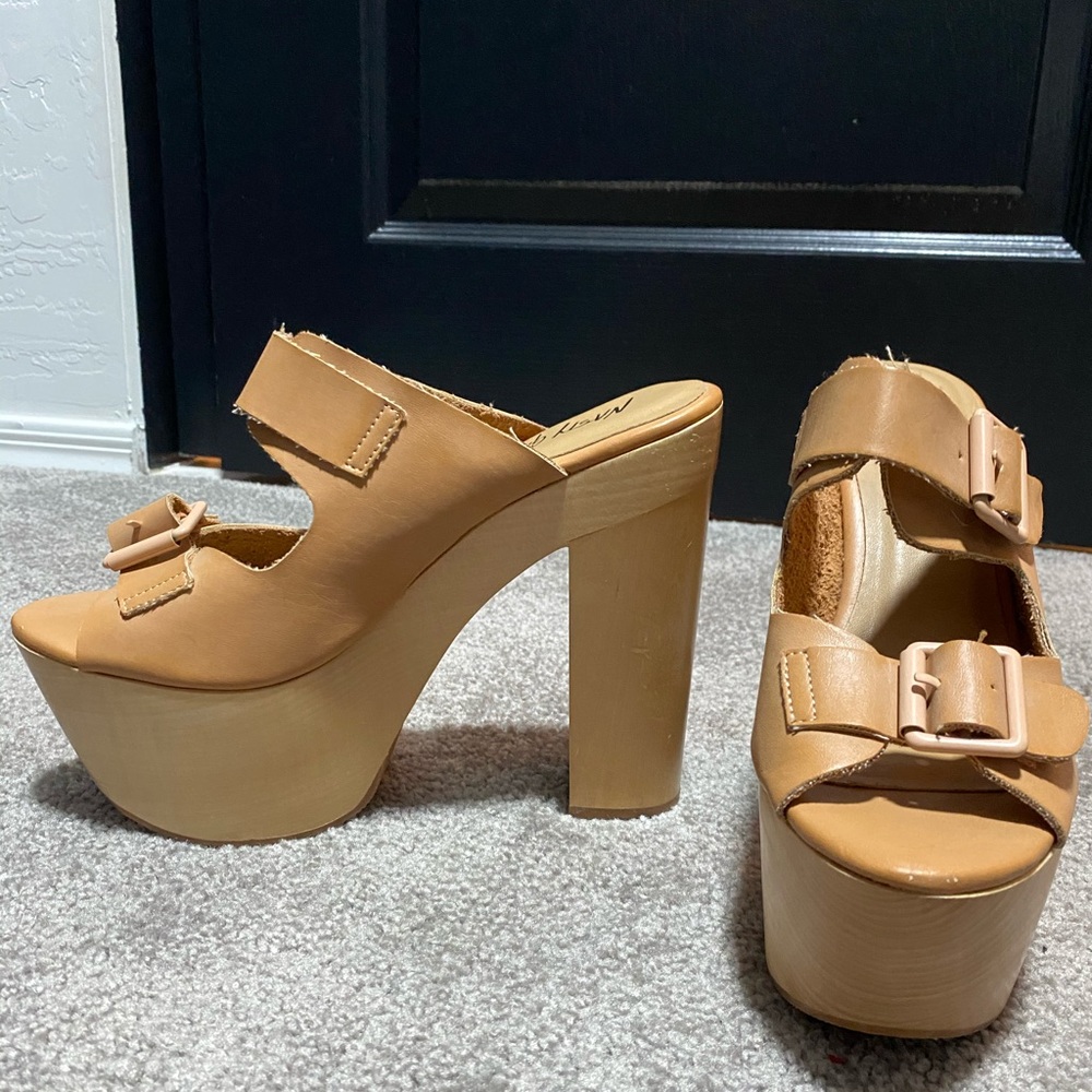 {NastyGal}  Vintage-Style Wooded Clogs - Size 9
